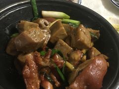 莲藕猪手煲-汇兴源餐馆(小北路店)