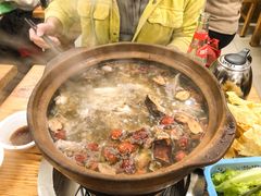 -威邵鸡煲(西华路总店)