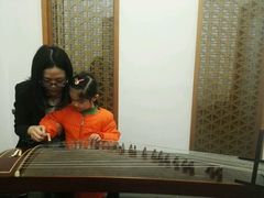 -秦汉胡同书法国画古筝围棋书院(漕宝日月光分馆)