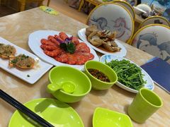 -小海豚•老字号海鲜餐厅(天涯店)