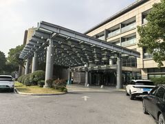 -上海佘山世茂艾美酒店