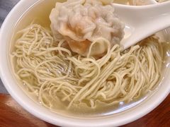鲜虾蟹子云吞面-周门传统竹升面