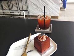 -UNI UNI(环亚凯瑟琳店)