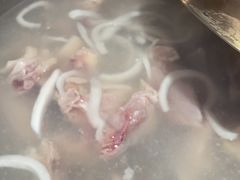 -喃喃椰·糟粕醋·椰子鸡火锅(七堡花园店)