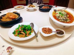 -凤凰楼酒家·粤宴点心(华强北店)