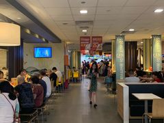 大堂-麦当劳(新世纪环球中心店)