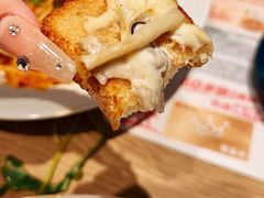 -必胜客(新中纬店)