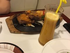 -爱丽丝牛排西餐厅(光谷步行街店)