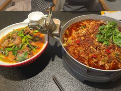 -万重锦·人文川菜馆(骡马市店)