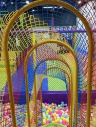 -蹦贝运动中心·蹦床·攀岩·闯关(龙岗店)