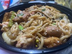 -红渡小香·牛肉麻辣香锅(车站南路店)