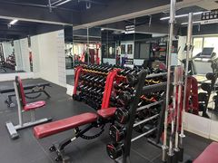 -坚果健身24小时工作室(定西路店)