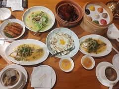 -乐忻皇朝(上海中心大厦店)