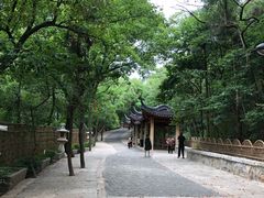-灵岩山风景区