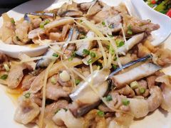-匠心牛公馆·潮汕牛肉海鲜火锅(索菲特店)