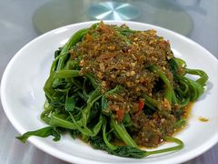 剁椒藤菜-洪霞餐馆