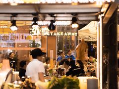 -刘姐啤酒鱼民族演艺餐厅(西街总店)