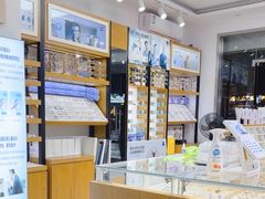 -沪睛眼镜蔡司官方授权店(金桥佳林路店)