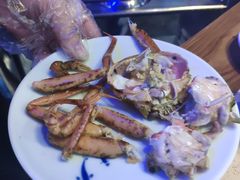 八十一只的蟹-船梆煮•蒸汽海鲜·炉火烤肉(五四广场店)