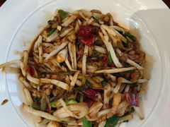 -魏铭鱼头捞饭(晋阳路店)