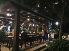 -三亚湾海居铂尔曼度假酒店