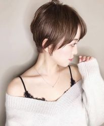 -PE SALON