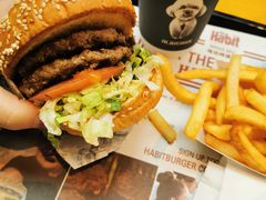 -The Habit Burger Grill 哈比特汉堡(复兴soho店)