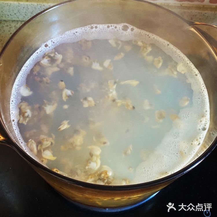 美容又美味的家常版豌豆尖蚬子汤🥬