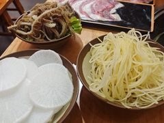 -黔三一夺夺粉酸汤火锅(百信店)