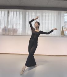 -深舞形体民族舞蹈工作室