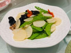 兰花木耳炒山药-李记饺子·熏酱东北菜(欢乐谷店)
