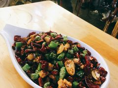 -二孃鸡爪爪(东郊记忆店)