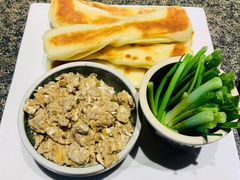 虾酱卷子-渔民船说·北塘海鲜·天津菜·海肠捞饭(北塘古镇店)