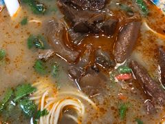 -金杨拉面王小吃面馆·牛三宝面·红烧牛肉粉