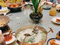 -松沪名灶·豆浆鱼头·新上海菜(飞航吾悦广场店)