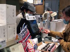 -奈雪的茶(湖滨银泰in77C区PRO店)