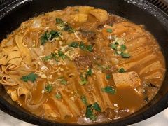 -万里闯关东铁锅炖菜馆(高新旗舰店)