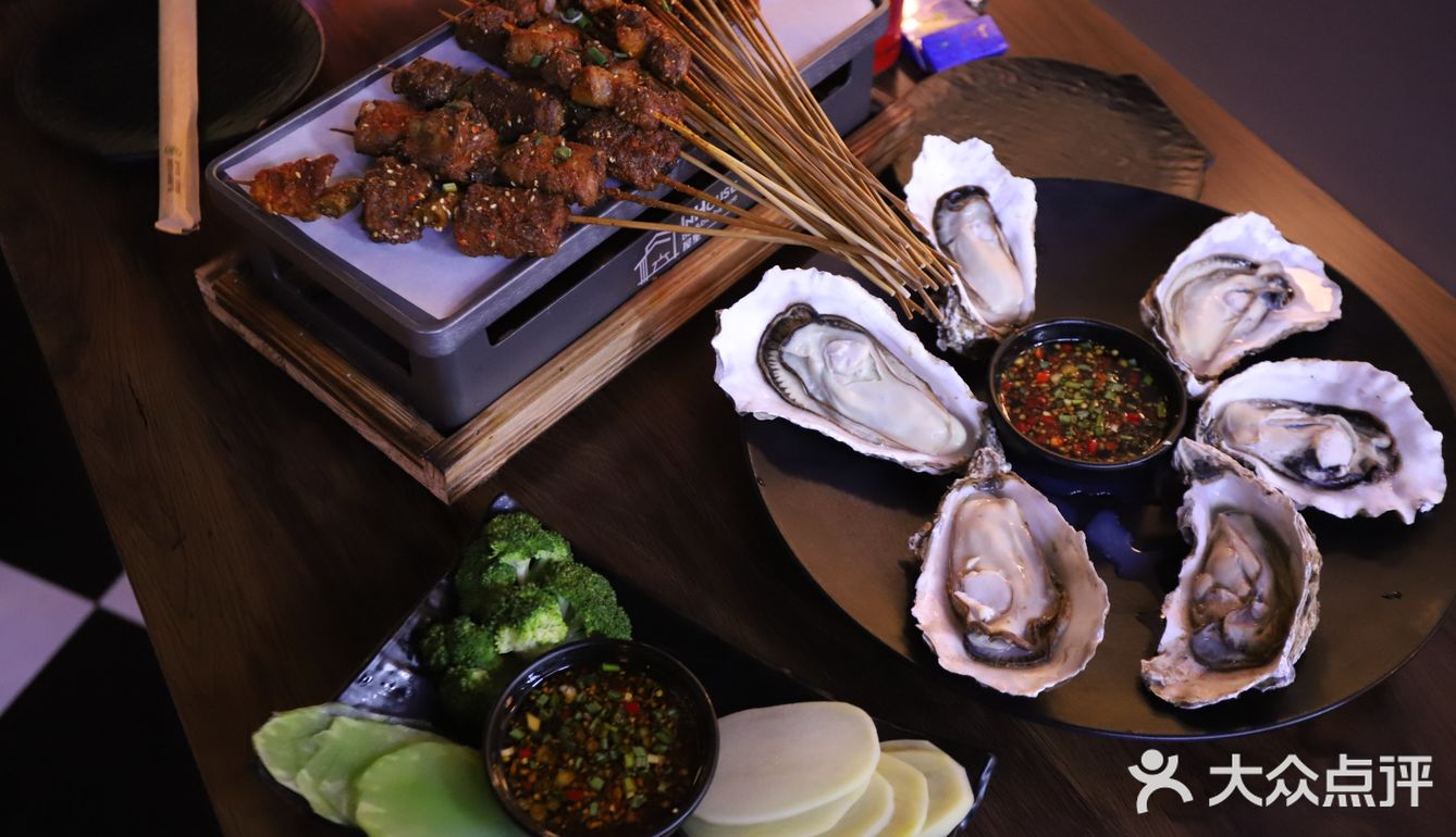 重庆探店 | 网红烧烤吧，就去这里吧！烧烤精酿绝配
