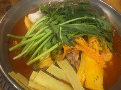 -喇喇排骨火锅·传统韩式脊骨汤(望京西园总店)