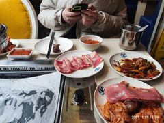 -爱客得牛排海鲜烤肉·火锅自助(春熙路黑金好店)