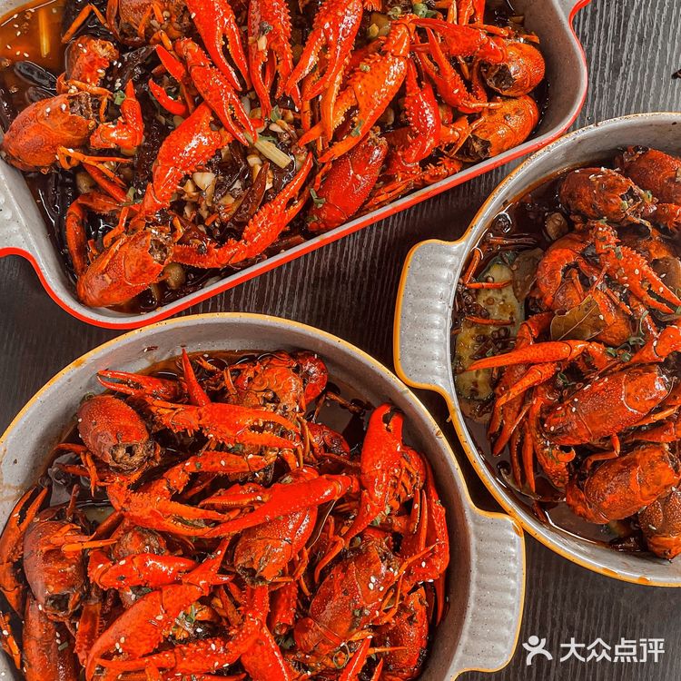 哎呦喂‼️又到了炫小龙虾的季节啦🦞