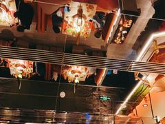 店内布置-西塔老太太泥炉烤肉(温州首店万象城黑金店)