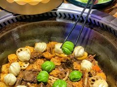 -山河屯铁锅炖·非遗东北菜(南山店)