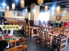 大堂-东镇老火锅(长春路首店)