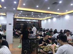 大堂-贞姨美食·老字号海鲜大排档
