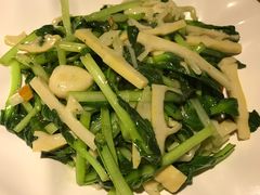 鲜竹笋炒菊花菜-小放牛河北菜(军校店)