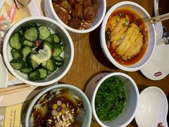 -渝是乎川渝小炒(新世界百货望京店)