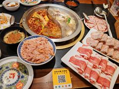 -沸炉重庆老火锅(军事博物馆店)