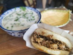 -穆得·老周家牛肉烧饼(普利街店)