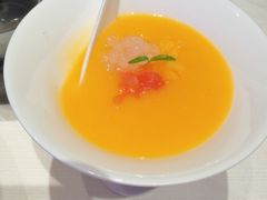 -黛遇·黛瓦宴花园餐厅